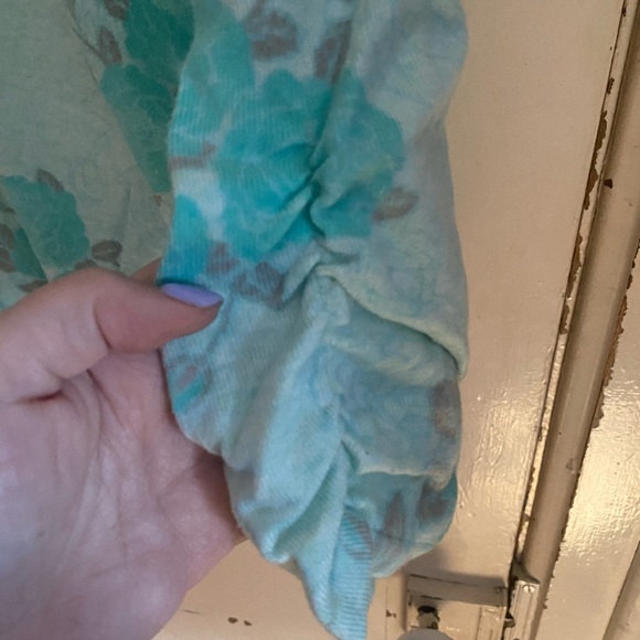 Denver Hayes Floral Cardigan - Picture 5 of 6